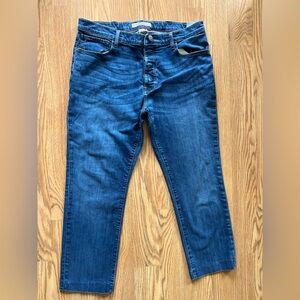 Tommy Hilfiger Straight Leg Jeans Women’s 38/36 Waist Medium Wash Magnetic Fly